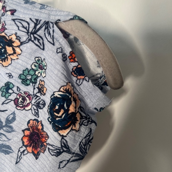 Art Class Floral Flutter Sleeve Top NWT Girl's Size Medium 7-8 - Picture 4 of 5